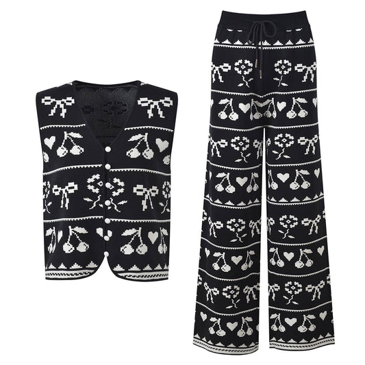 SET206Y Cherry Jacquard Knit Set ¨C Folk-Inspired Autumn Edit