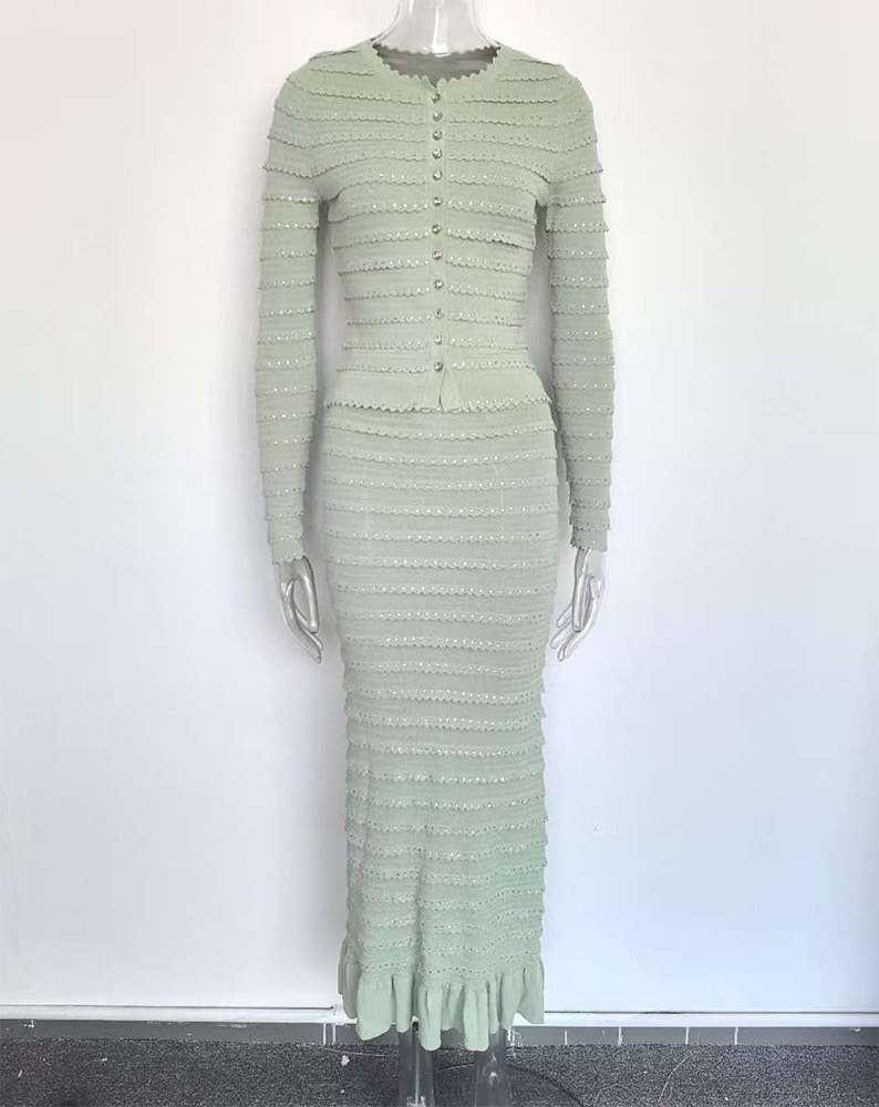 SET49 Green Knitted Two-Piece Set with Hand-Drilled Details