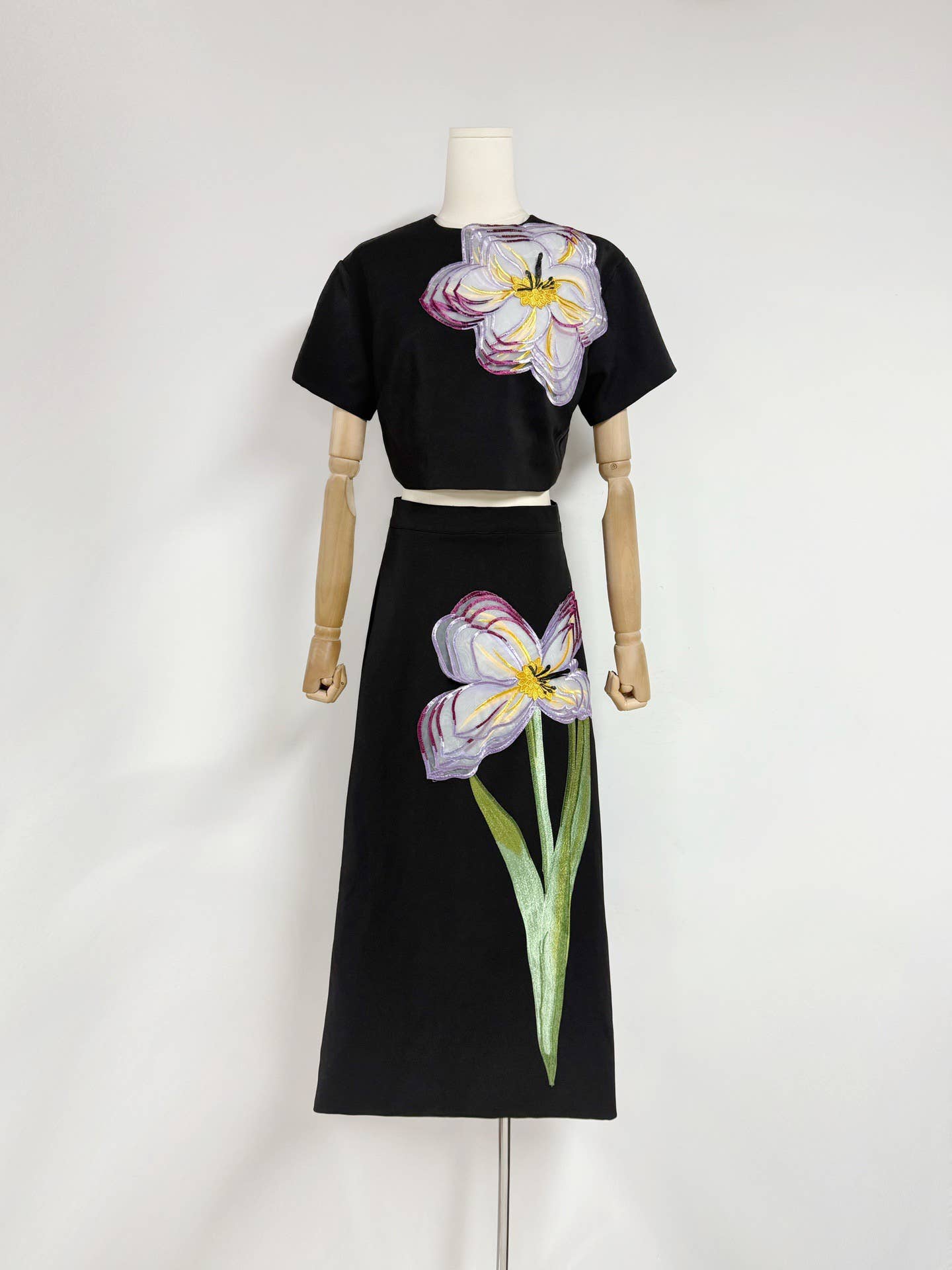 21Y Retro Floral Embroidered Short Sleeve Top & Skirt Set