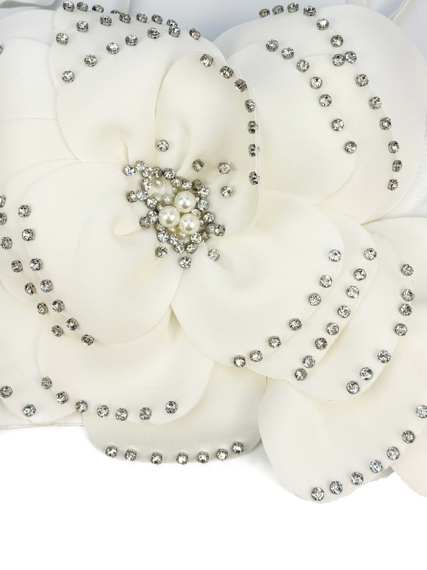 VE008 Elegant Multi-Layer Beaded Floral Herringbone Bra