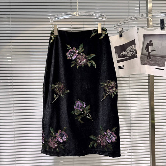 SK85 Vintage Velvet Midi Skirt with Floral Sequin Embroidery