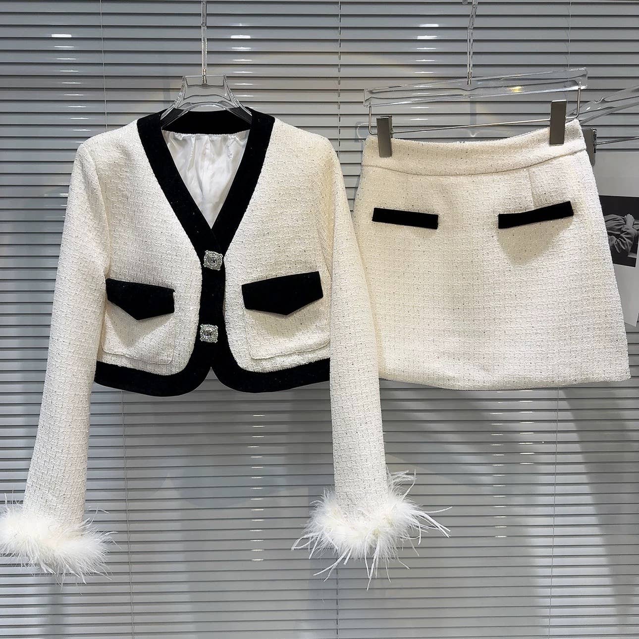 SET211Y Autumn Tweed Skirt Suit with Feather Cuff Short Jack