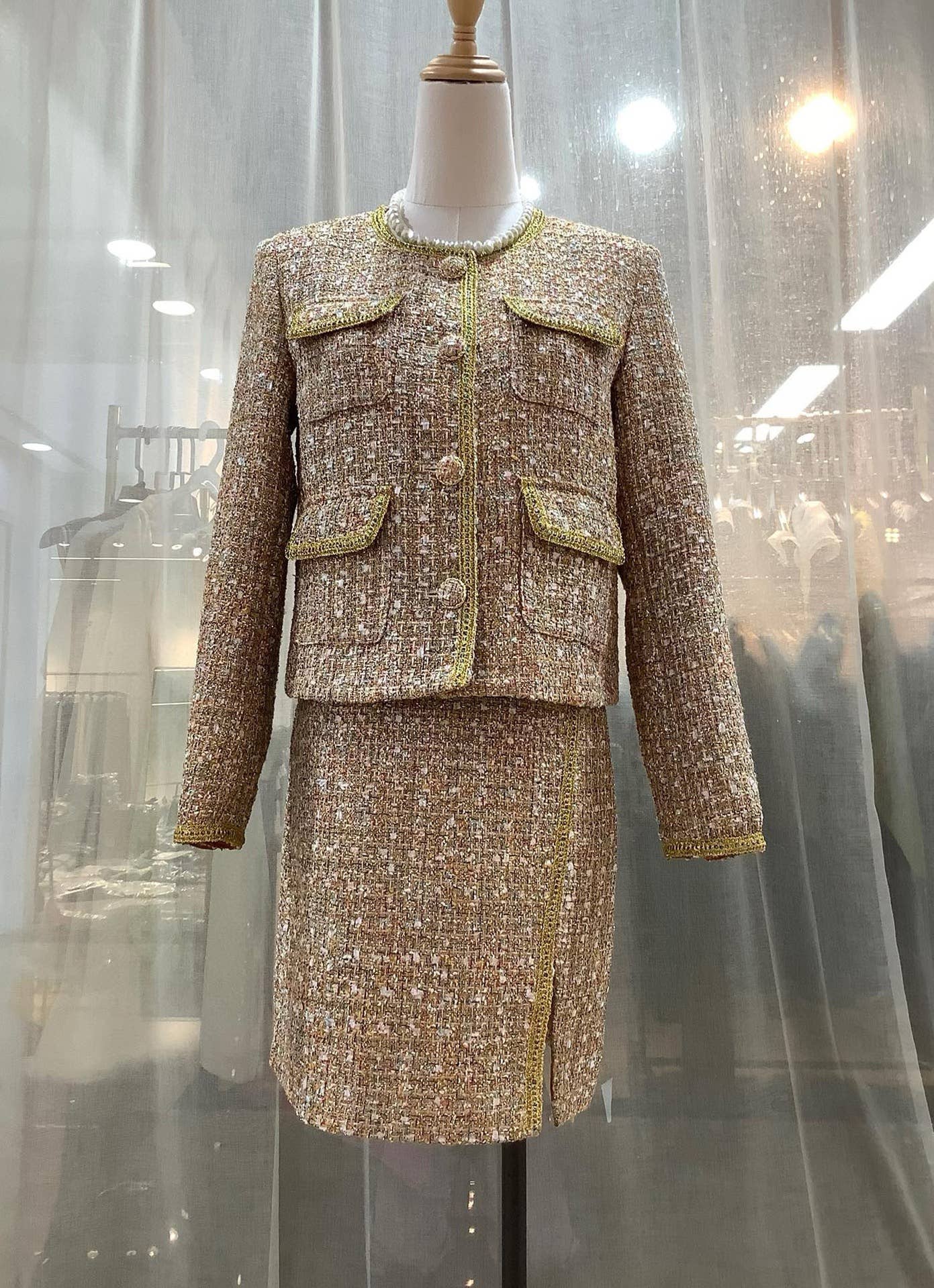 SET251Y Handmade Tweed Short Jacket and Skirt Set for Women